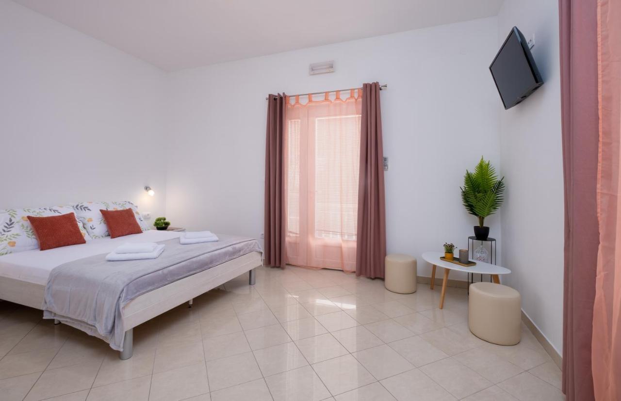 Studio Apartment Brigita Mlini Esterno foto